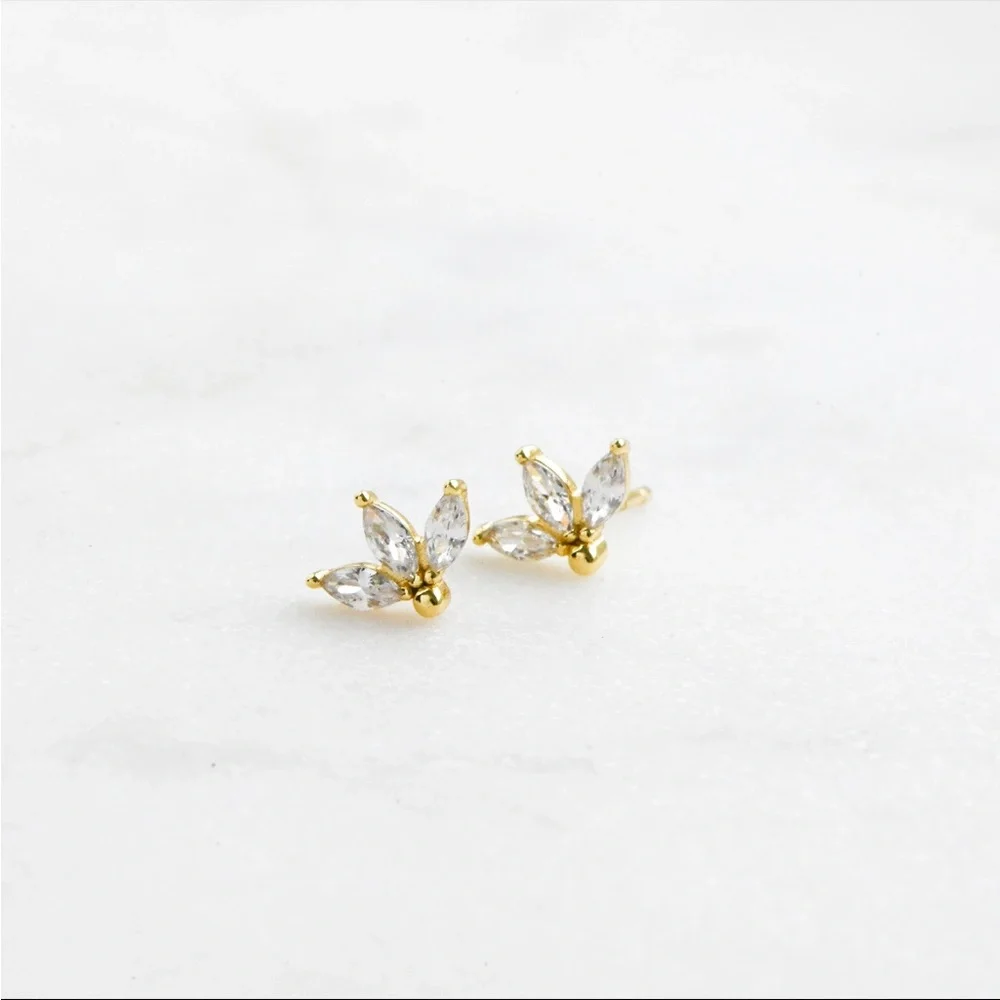 Daryl-Ann’s Petal‎ Studs Gold